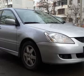 Купить Mitsubishi Lancer 1600 см3 МКПП (98 л.с.) Бензиновый в Краснодар: цвет серебристый Седан 2003 года по цене 260000 рублей, объявление №921 на сайте Авторынок23