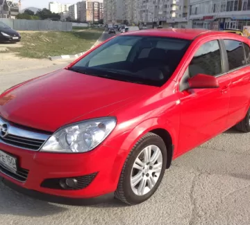 Купить Opel Astra 1800 см3 АКПП (140 л.с.) Бензин инжектор в Новороссийск: цвет красный Хетчбэк 2008 года по цене 430000 рублей, объявление №2322 на сайте Авторынок23