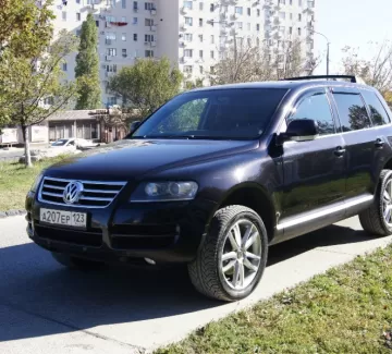 Купить Volkswagen Touareg 3000 см3 АКПП (224 л.с.) Дизель в Новороссийск: цвет черный Внедорожник 2005 года по цене 760000 рублей, объявление №2334 на сайте Авторынок23