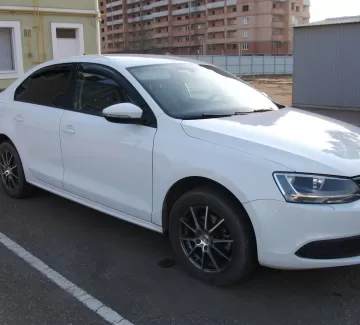 Купить Volkswagen Jetta 1600 см3 АКПП (105 л.с.) Бензин инжектор в Краснодар: цвет белый Седан 2012 года по цене 790000 рублей, объявление №3410 на сайте Авторынок23