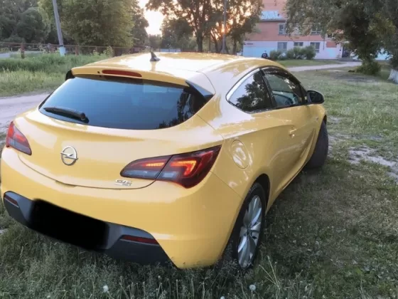 Купить Opel Astra GTC 2000 см3 АКПП (131 л.с.) Дизельный в Абинск: цвет Желтый Купе 2012 года по цене 737000 рублей, объявление №19235 на сайте Авторынок23