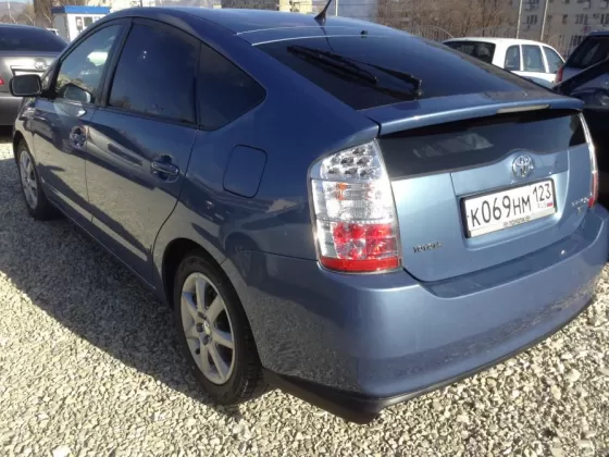 Купить Toyota Prius 1500 см3 АКПП (76 л.с.) Гибридный в Новороссийск: цвет синий Хетчбэк 2008 года по цене 525000 рублей, объявление №718 на сайте Авторынок23
