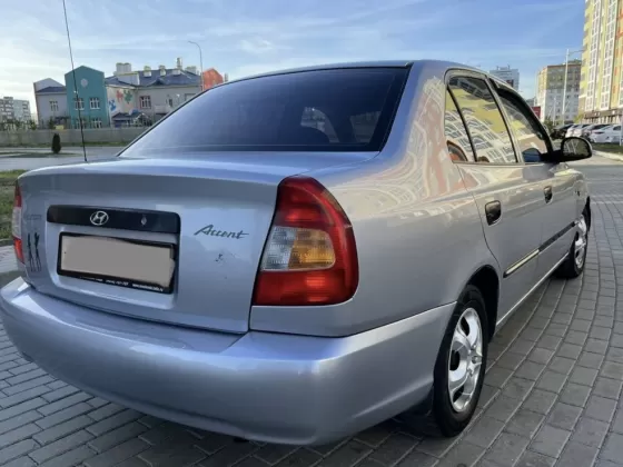 Купить Hyundai Accent 1500 см3 МКПП (102 л.с.) Бензин инжектор в Кабардинка: цвет Серебристый Седан 2006 года по цене 215000 рублей, объявление №24972 на сайте Авторынок23