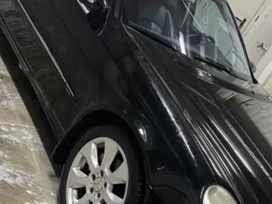 Купить Mercedes-Benz E - class 3200 см3 АКПП (224 л.с.) Дизель турбонаддув в Нижнебаканская: цвет Черный Седан 2004 года по цене 435000 рублей, объявление №25184 на сайте Авторынок23