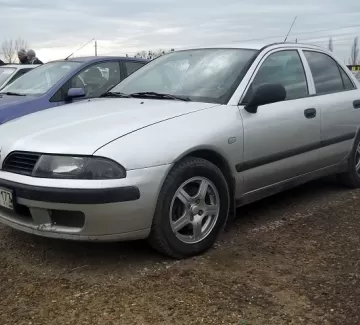 Купить Mitsubishi Carisma 1600 см3 МКПП (103 л.с.) Бензин инжектор в Кропоткин: цвет серебро Седан 2003 года по цене 160000 рублей, объявление №5713 на сайте Авторынок23