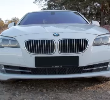 Купить BMW 5 2800 см3 АКПП (193 л.с.) Бензин инжектор в Кропоткин: цвет белый Седан 2011 года по цене 1600000 рублей, объявление №3247 на сайте Авторынок23