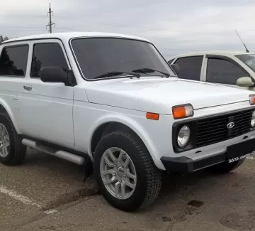 Купить ВАЗ (LADA) 2121 (Нива) 1700 см3 МКПП (80 л.с.) Бензин инжектор в Армавир: цвет белый Внедорожник 2014 года по цене 335000 рублей, объявление №5545 на сайте Авторынок23 Купить ВАЗ (LADA) 2121 (Нива) 1700 см3 МКПП (80 л.с.) Бензин инжектор в Армавир: цвет белый Внедорожник 2014 года по цене 335000 рублей, объявление №5545 на сайте Авторынок23