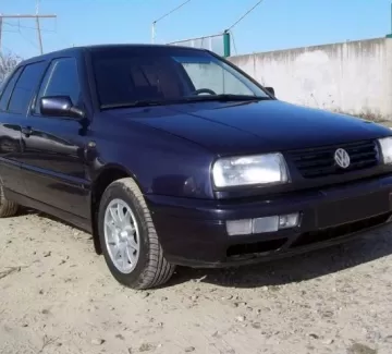 Купить Volkswagen Vento 1800 см3 МКПП (90 л.с.) Бензин инжектор в Новоалександровск: цвет черный Седан 1998 года по цене 175000 рублей, объявление №3417 на сайте Авторынок23 Купить Volkswagen Vento 1800 см3 МКПП (90 л.с.) Бензин инжектор в Новоалександровск: цвет черный Седан 1998 года по цене 175000 рублей, объявление №3417 на сайте Авторынок23