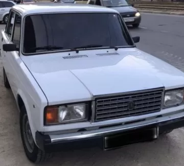 Купить ВАЗ (LADA) 21074 1600 см3 МКПП (74 л.с.) Бензин инжектор в Сочи: цвет Белый Седан 2002 года по цене 180000 рублей, объявление №22189 на сайте Авторынок23 Купить ВАЗ (LADA) 21074 1600 см3 МКПП (74 л.с.) Бензин инжектор в Сочи: цвет Белый Седан 2002 года по цене 180000 рублей, объявление №22189 на сайте Авторынок23