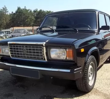 Купить ВАЗ (LADA) 2107 1600 см3 МКПП (72 л.с.) Бензин инжектор в Кропоткин: цвет черный Седан 2010 года по цене 150000 рублей, объявление №4560 на сайте Авторынок23 Купить ВАЗ (LADA) 2107 1600 см3 МКПП (72 л.с.) Бензин инжектор в Кропоткин: цвет черный Седан 2010 года по цене 150000 рублей, объявление №4560 на сайте Авторынок23