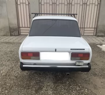 Купить ВАЗ (LADA) 21070 1500 см3 МКПП (72 л.с.) Бензин карбюратор в Ейск: цвет Белый Седан 2001 года по цене 115000 рублей, объявление №21180 на сайте Авторынок23 Купить ВАЗ (LADA) 21070 1500 см3 МКПП (72 л.с.) Бензин карбюратор в Ейск: цвет Белый Седан 2001 года по цене 115000 рублей, объявление №21180 на сайте Авторынок23