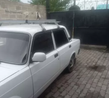Купить ВАЗ (LADA) 21070 1600 см3 МКПП (70 л.с.) Бензин инжектор в Платнировская: цвет Белый Седан 2000 года по цене 150000 рублей, объявление №22042 на сайте Авторынок23