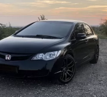 Купить Honda Civic 1800 см3 АКПП (140 л.с.) Бензин инжектор в Темрюк: цвет Черный Седан 2007 года по цене 414000 рублей, объявление №22282 на сайте Авторынок23