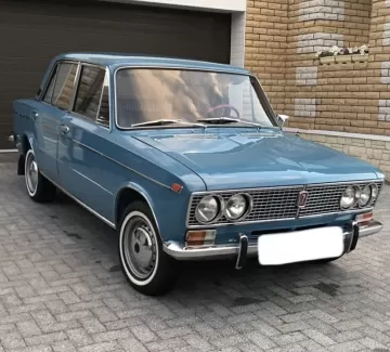 Купить ВАЗ (LADA) 2103 1500 см3 МКПП (71 л.с.) Бензин карбюратор в Роговская: цвет Голубой Седан 1990 года по цене 140000 рублей, объявление №23798 на сайте Авторынок23 Купить ВАЗ (LADA) 2103 1500 см3 МКПП (71 л.с.) Бензин карбюратор в Роговская: цвет Голубой Седан 1990 года по цене 140000 рублей, объявление №23798 на сайте Авторынок23
