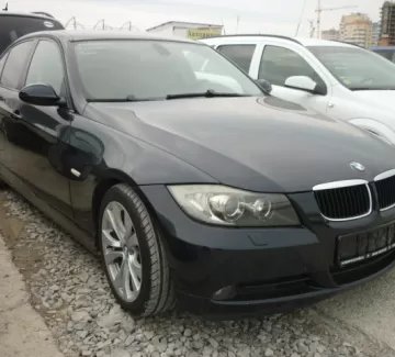 Купить BMW 320 2000 см3 АКПП (150 л.с.) Бензин инжектор в Новоросийск: цвет чёрный Седан 2006 года по цене 620000 рублей, объявление №147 на сайте Авторынок23