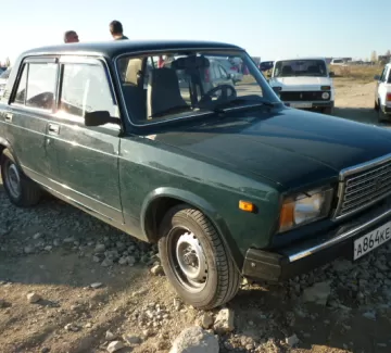 Купить ВАЗ (LADA) 2107 2007 МКПП (73 л.с.) Бензин инжектор Новороссийск цвет сине-зеленый Седан 2007 года по цене 120000 рублей, объявление №421 на сайте Авторынок23