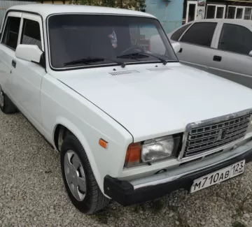 Купить ВАЗ (LADA) 2107 1500 см3 МКПП (75 л.с.) Бензин инжектор в Новороссийск: цвет белый Седан 2003 года по цене 75000 рублей, объявление №2040 на сайте Авторынок23 Купить ВАЗ (LADA) 2107 1500 см3 МКПП (75 л.с.) Бензин инжектор в Новороссийск: цвет белый Седан 2003 года по цене 75000 рублей, объявление №2040 на сайте Авторынок23