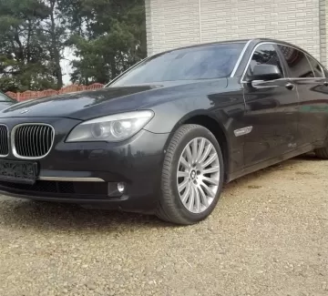 Купить BMW 7 Series Long 3000 см3 АКПП (240 л.с.) Дизель турбонаддув в Краснодар: цвет черный Седан 2010 года по цене 1530000 рублей, объявление №2218 на сайте Авторынок23