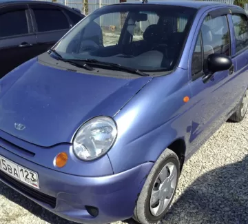 Купить ‎Daewoo Matiz 700 см3 МКПП (51 л.с.) Бензин инжектор в Новороссийск: цвет голубой Хетчбэк 2008 года по цене 150000 рублей, объявление №1980 на сайте Авторынок23