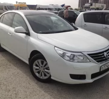 Купить Renault Latitude 2000 см3 АКПП (139 л.с.) Бензин инжектор в Новороссийск: цвет белый Седан 2013 года по цене 900000 рублей, объявление №2317 на сайте Авторынок23 Купить Renault Latitude 2000 см3 АКПП (139 л.с.) Бензин инжектор в Новороссийск: цвет белый Седан 2013 года по цене 900000 рублей, объявление №2317 на сайте Авторынок23