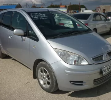 Купить Mitsubishi Colt 1300 см3 АКПП (90 л.с.) Бензин инжектор в Новоросийск: цвет серебристый Хетчбэк 2003 года по цене 255000 рублей, объявление №145 на сайте Авторынок23