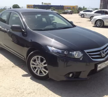 Купить Honda Accord 2000 см3 АКПП (156 л.с.) Бензин инжектор в Новороссийск: цвет черный Седан 2011 года по цене 790000 рублей, объявление №1452 на сайте Авторынок23