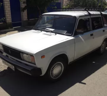 Купить ВАЗ (LADA) 2104 1500 см3 МКПП (70 л.с.) Бензин инжектор в Новороссийск: цвет белый Универсал 2002 года по цене 95000 рублей, объявление №1580 на сайте Авторынок23