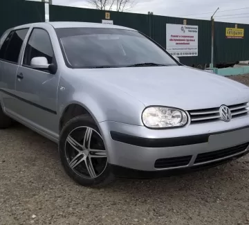 Купить Volkswagen Golf 1600 см3 МКПП (105 л.с.) Бензин инжектор в Кропоткин: цвет серебро Хетчбэк 2002 года по цене 300000 рублей, объявление №3375 на сайте Авторынок23