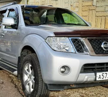 Купить Nissan Pathfinder 3000 см3 АКПП (190 л.с.) Дизельный в г Туапсе: цвет серебристый Внедорожник 2012 года по цене 1500000 рублей, объявление №24006 на сайте Авторынок23