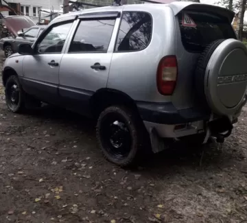 Купить ВАЗ (LADA) 2123 1700 см3 МКПП (80 л.с.) Бензин инжектор в Сочи: цвет Серебристый Универсал 2003 года по цене 150000 рублей, объявление №20412 на сайте Авторынок23