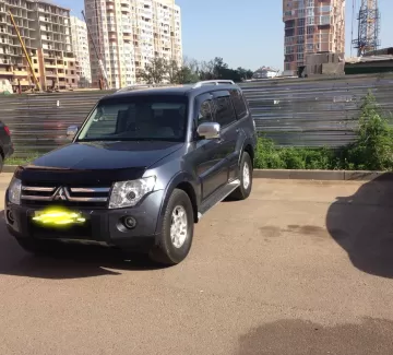 Купить Mitsubishi Pajero 3000 см3 АКПП (178 л.с.) Бензиновый в Краснодар : цвет Серый Внедорожник 2007 года по цене 900000 рублей, объявление №8287 на сайте Авторынок23