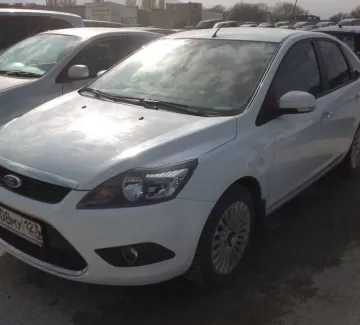 Купить Ford Focus 1600 см3 МКПП (115 л.с.) Бензин инжектор в Новороссийск: цвет белый Хетчбэк 2011 года по цене 495000 рублей, объявление №1083 на сайте Авторынок23