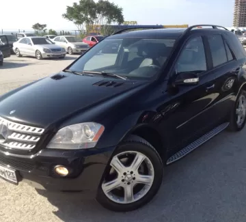 Купить Mercedes-Benz ML 350 3500 см3 АКПП (272 л.с.) Бензин инжектор в Новороссийск: цвет черный Внедорожник 2007 года по цене 900000 рублей, объявление №1765 на сайте Авторынок23 Купить Mercedes-Benz ML 350 3500 см3 АКПП (272 л.с.) Бензин инжектор в Новороссийск: цвет черный Внедорожник 2007 года по цене 900000 рублей, объявление №1765 на сайте Авторынок23