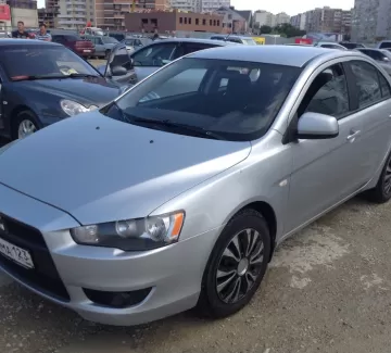 Купить Mitsubishi Lancer 1500 см3 МКПП (109 л.с.) Бензин инжектор в Новороссийск: цвет серебро Седан 2007 года по цене 380000 рублей, объявление №1585 на сайте Авторынок23