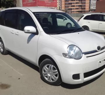 Купить Toyota Sienta 1500 см3 АКПП (105 л.с.) Бензин инжектор в Новороссийск: цвет белый Минивэн 2010 года по цене 500000 рублей, объявление №2068 на сайте Авторынок23 Купить Toyota Sienta 1500 см3 АКПП (105 л.с.) Бензин инжектор в Новороссийск: цвет белый Минивэн 2010 года по цене 500000 рублей, объявление №2068 на сайте Авторынок23