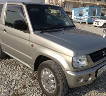 Купить Mitsubishi Pajero Mini 700 см3 АКПП (64 л.с.) Бензин инжектор в Новороссийск: цвет серебро Кроссовер 2003 года по цене 230000 рублей, объявление №2831 на сайте Авторынок23