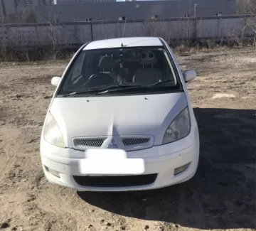 Купить Mitsubishi Colt 1500 см3 CVT (98 л.с.) Бензин инжектор в Новороссийск : цвет Белый Хетчбэк 2003 года по цене 315000 рублей, объявление №19160 на сайте Авторынок23