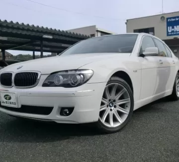 Купить BMW 740i 4000 см3 АКПП (306 л.с.) Бензин инжектор в Владикавказ: цвет белый Седан 2005 года по цене 650000 рублей, объявление №21070 на сайте Авторынок23 Купить BMW 740i 4000 см3 АКПП (306 л.с.) Бензин инжектор в Владикавказ: цвет белый Седан 2005 года по цене 650000 рублей, объявление №21070 на сайте Авторынок23
