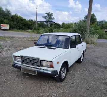 Купить ВАЗ (LADA) 2107 1500 см3 МКПП (73 л.с.) Бензин инжектор в Краснодар: цвет Белый Седан 2009 года по цене 177000 рублей, объявление №25207 на сайте Авторынок23