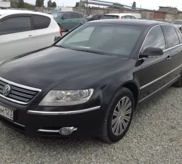 Купить Volkswagen Phaeton 4200 см3 АКПП (335 л.с.) Бензин инжектор в Новороссийск: цвет черный металлик Седан 2007 года по цене 890000 рублей, объявление №1393 на сайте Авторынок23