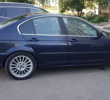 Купить BMW 318i 2000 см3 МКПП (118 л.с.) Бензин инжектор в Горячий ключ: цвет Синий Седан 1999 года по цене 455000 рублей, объявление №19900 на сайте Авторынок23 Купить BMW 318i 2000 см3 МКПП (118 л.с.) Бензин инжектор в Горячий ключ: цвет Синий Седан 1999 года по цене 455000 рублей, объявление №19900 на сайте Авторынок23