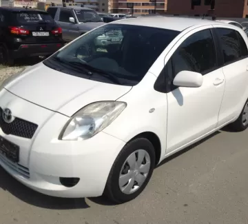 Купить Toyota Yaris 1300 см3 АКПП (87 л.с.) Бензин инжектор в Новороссийск: цвет белый Хетчбэк 2008 года по цене 380000 рублей, объявление №1827 на сайте Авторынок23