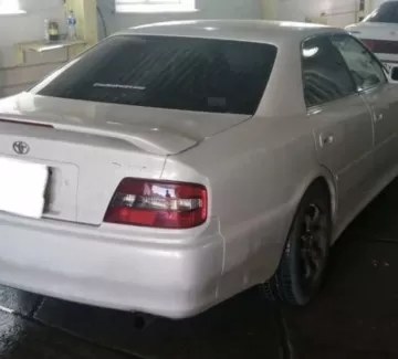 Купить Toyota Chaser 2000 см3 АКПП (140 л.с.) Бензин инжектор в Анастасиевская: цвет Белый Седан 1998 года по цене 311000 рублей, объявление №25665 на сайте Авторынок23