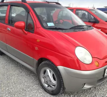 Купить ‎Daewoo Matiz 700 см3 АКПП (51 л.с.) Бензин инжектор в Новороссийск: цвет красный Хетчбэк 2004 года по цене 175000 рублей, объявление №1068 на сайте Авторынок23