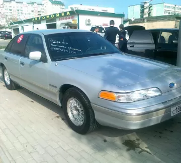 Купить Ford Crown Victoria 4600 см3 АКПП (190 л.с.) Бензиновый в Новороссийск: цвет белый Седан 1992 года по цене 450000 рублей, объявление №1139 на сайте Авторынок23