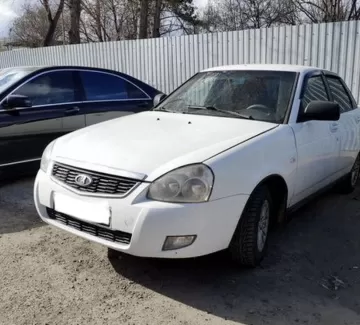 Купить ВАЗ (LADA) Priora 1600 см3 МКПП (98 л.с.) Бензин инжектор в Ейск: цвет Белый Седан 2008 года по цене 250000 рублей, объявление №25035 на сайте Авторынок23