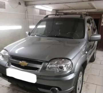 Купить ВАЗ (LADA) Chevrolet 1700 см3 МКПП (80 л.с.) Бензин инжектор в Тамань : цвет Серый Универсал 2009 года по цене 215000 рублей, объявление №24391 на сайте Авторынок23 Купить ВАЗ (LADA) Chevrolet 1700 см3 МКПП (80 л.с.) Бензин инжектор в Тамань : цвет Серый Универсал 2009 года по цене 215000 рублей, объявление №24391 на сайте Авторынок23
