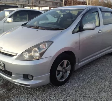 Купить Toyota Wish 1800 см3 АКПП (136 л.с.) Бензин инжектор в Новороссийск: цвет серебро Минивэн 2003 года по цене 325000 рублей, объявление №3003 на сайте Авторынок23