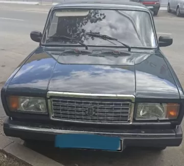 Купить ВАЗ (LADA) 2107 1500 см3 МКПП (71 л.с.) Бензин карбюратор в Ейск: цвет Зеленый Седан 2001 года по цене 134900 рублей, объявление №22174 на сайте Авторынок23 Купить ВАЗ (LADA) 2107 1500 см3 МКПП (71 л.с.) Бензин карбюратор в Ейск: цвет Зеленый Седан 2001 года по цене 134900 рублей, объявление №22174 на сайте Авторынок23