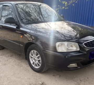 Купить Hyundai Accent 1495 см3 АКПП (102 л.с.) Бензин инжектор в Геленджик: цвет Черный Седан 2004 года по цене 500000 рублей, объявление №21677 на сайте Авторынок23